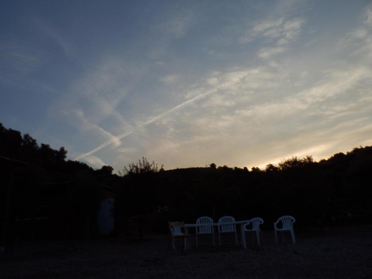 La Comanglora Villa Lerida Buitenkant foto
