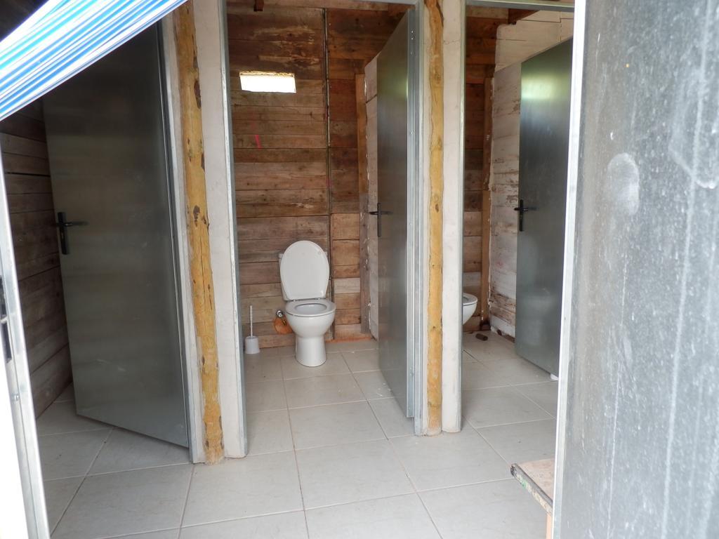 La Comanglora Villa Lerida Buitenkant foto